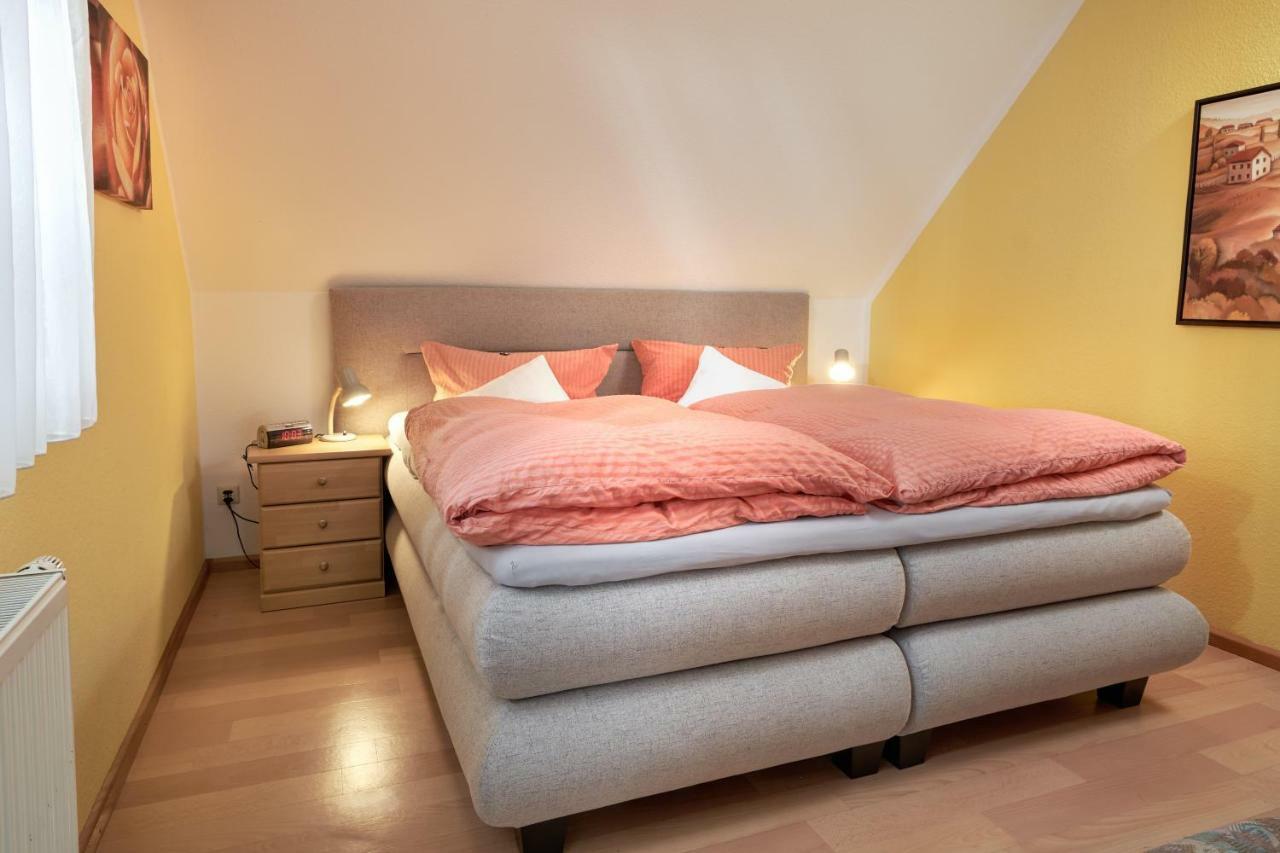 Regenbogen-Appartement Bad Krozingen Bagian luar foto