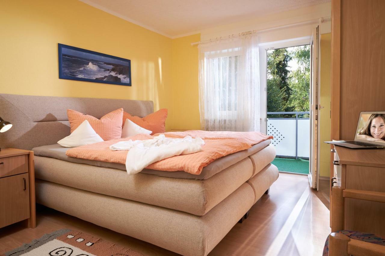 Regenbogen-Appartement Bad Krozingen Bagian luar foto