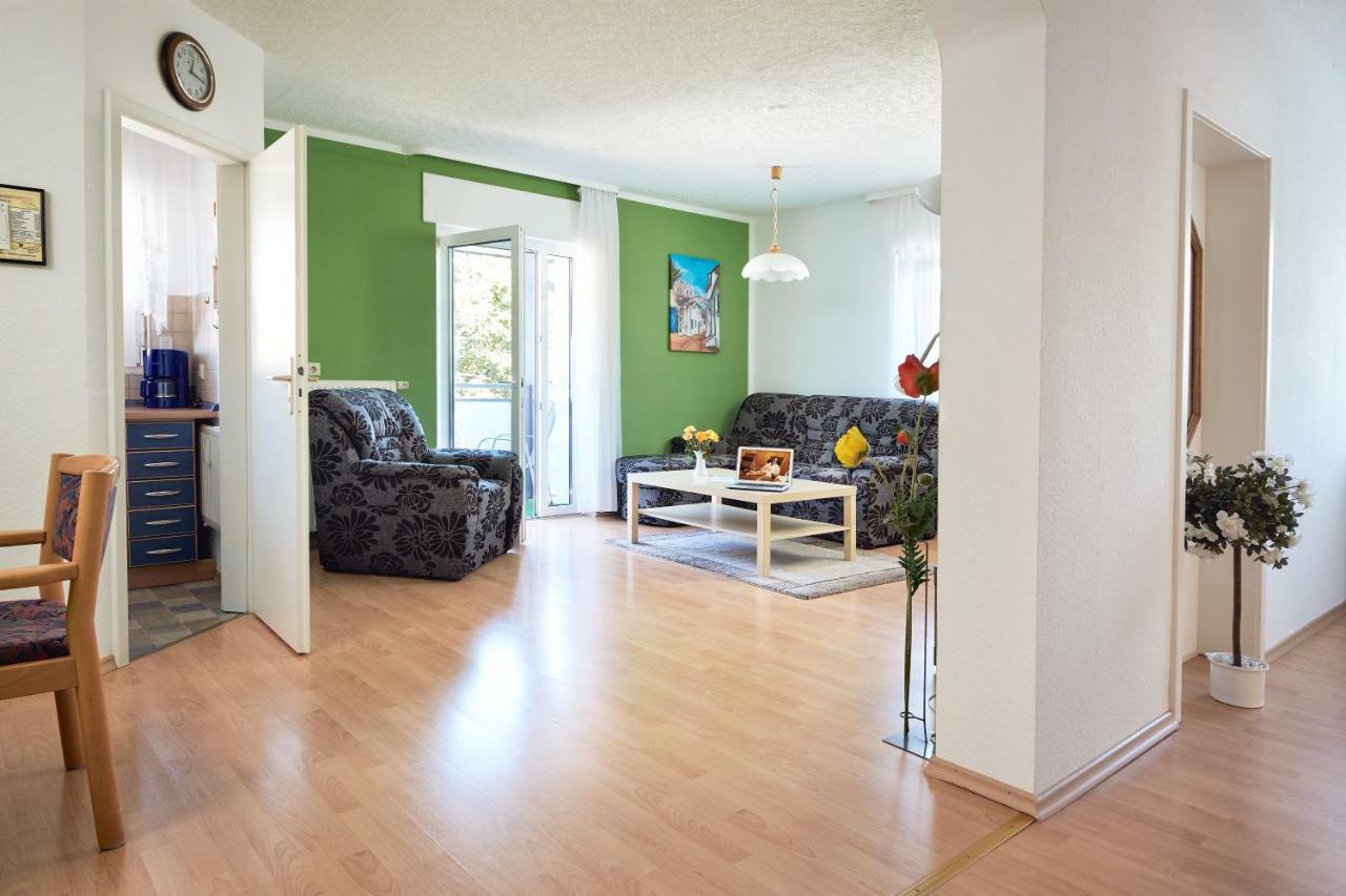 Regenbogen-Appartement Bad Krozingen Bagian luar foto